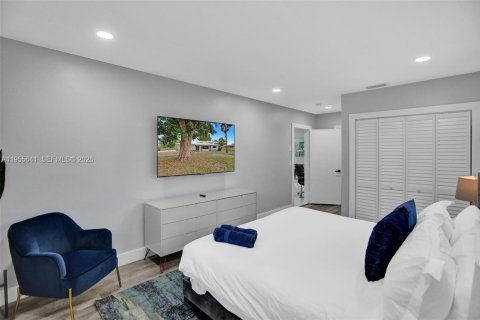 Купить виллу или дом в Дирфилд-Бич, Флорида 5 спален, 287.53м2, № 2009689 - фото 12