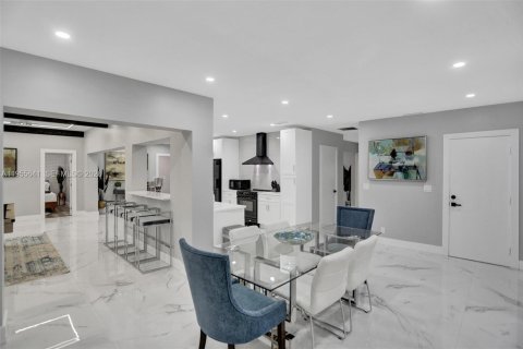 Купить виллу или дом в Дирфилд-Бич, Флорида 5 спален, 287.53м2, № 2009689 - фото 23