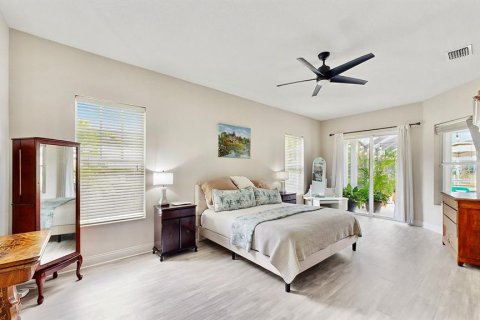 House in Apollo Beach, Florida 4 bedrooms, 283.35 sq.m. № 1358341 - photo 24