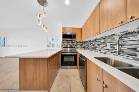 Copropriété à louer à Miami Beach, Floride: 2 chambres, 76.46 m2 № 2033082 - photo 16