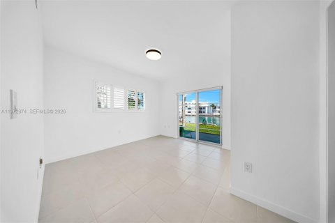 Copropriété à louer à Miami Beach, Floride: 2 chambres, 76.46 m2 № 2033082 - photo 25
