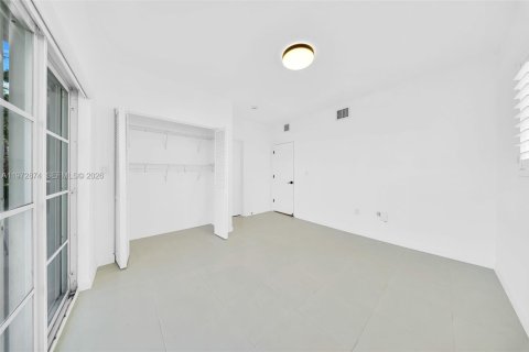 Copropriété à louer à Miami Beach, Floride: 2 chambres, 76.46 m2 № 2033082 - photo 27