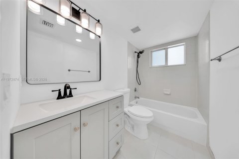 Copropriété à louer à Miami Beach, Floride: 2 chambres, 76.46 m2 № 2033082 - photo 21