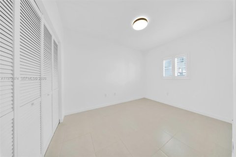 Copropriété à louer à Miami Beach, Floride: 2 chambres, 76.46 m2 № 2033082 - photo 23