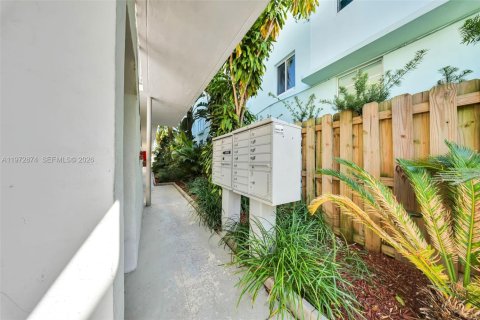 Copropriété à louer à Miami Beach, Floride: 2 chambres, 76.46 m2 № 2033082 - photo 7