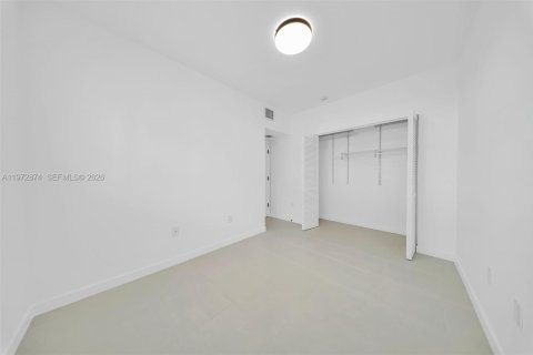 Copropriété à louer à Miami Beach, Floride: 2 chambres, 76.46 m2 № 2033082 - photo 24