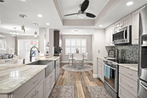 Touwnhouse à louer à Seminole, Floride: 2 chambres, 161 m2 № 2107989 - photo 18