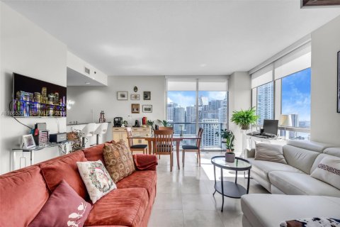 Condo in Miami, Florida, 2 bedrooms  № 2054705 - photo 2