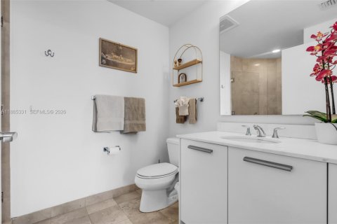 Condo in Miami, Florida, 2 bedrooms  № 2054705 - photo 10