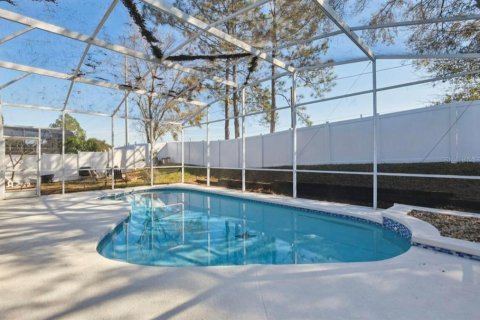 House in Davenport, Florida 3 bedrooms, 196.77 sq.m. № 1542230 - photo 19