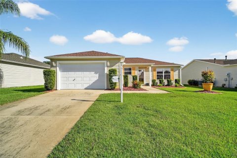 Villa ou maison à vendre à The Villages, Floride: 3 chambres, 115.2 m2 № 1884177 - photo 1