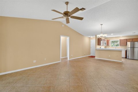 Villa ou maison à vendre à The Villages, Floride: 3 chambres, 115.2 m2 № 1884177 - photo 7