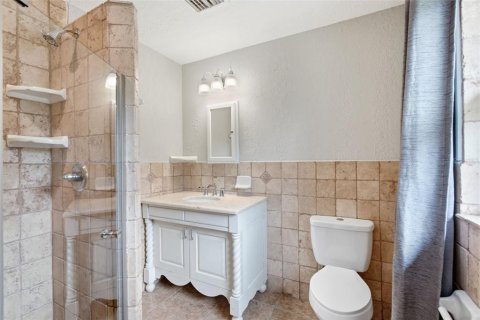 Casa en venta en Brandon, Florida, 3 dormitorios, 156.08 m2 № 2204208 - foto 25