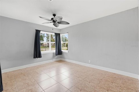Casa en venta en Brandon, Florida, 3 dormitorios, 156.08 m2 № 2204208 - foto 29