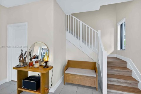 Купить таунхаус в Дорал, Флорида 3 спальни, 179.21м2, № 2046107 - фото 9