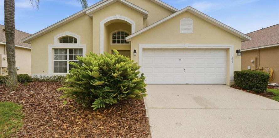 House in Kissimmee, Florida 4 bedrooms, 180.23 sq.m. № 2107734