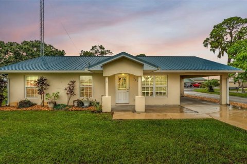 Propiedad comercial en venta en Frostproof, Florida, 15 dormitorios, 548.87 m2 № 2298657 - foto 2