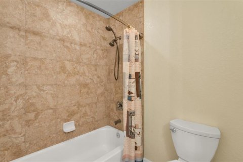 Propiedad comercial en venta en Frostproof, Florida, 15 dormitorios, 548.87 m2 № 2298657 - foto 19