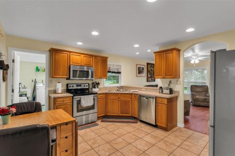 Propiedad comercial en venta en Frostproof, Florida, 15 dormitorios, 548.87 m2 № 2298657 - foto 10