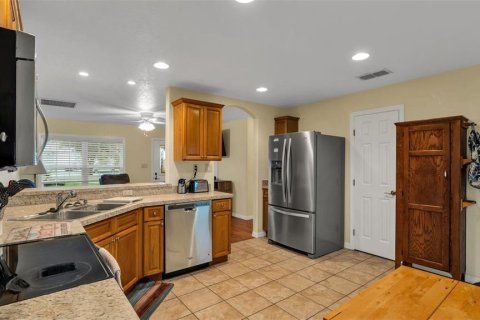 Propiedad comercial en venta en Frostproof, Florida, 15 dormitorios, 548.87 m2 № 2298657 - foto 9