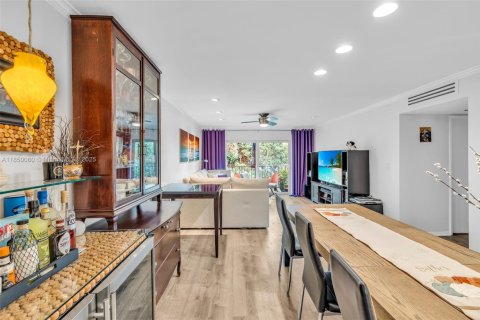 Copropriété à louer à Oakland Park, Floride: 2 chambres, 92.9 m2 № 1977308 - photo 7