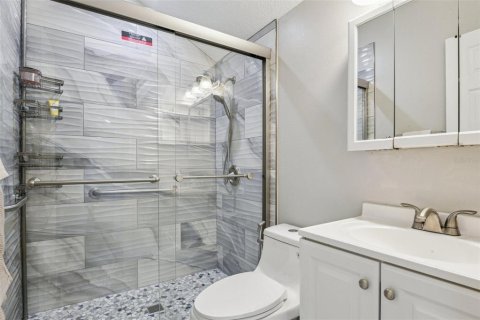 House in Wesley Chapel, Florida 4 bedrooms, 224.82 sq.m. № 1661714 - photo 23