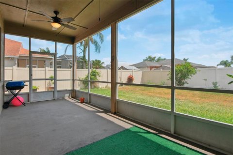 House in Wesley Chapel, Florida 4 bedrooms, 224.82 sq.m. № 1661714 - photo 14