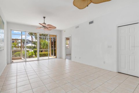 Copropriété à vendre à Punta Gorda, Floride: 3 chambres, 140.93 m2 № 2214298 - photo 13