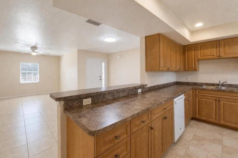 Apartment in Punta Gorda, Florida 2 bedrooms, 95.88 sq.m. № 2394404 - photo 4