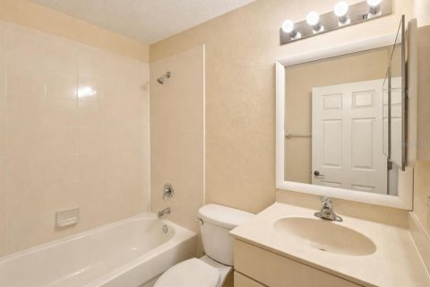 Apartment in Punta Gorda, Florida 2 bedrooms, 95.88 sq.m. № 2394404 - photo 10