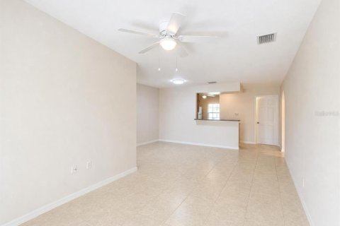Apartment in Punta Gorda, Florida 2 bedrooms, 95.88 sq.m. № 2394404 - photo 3