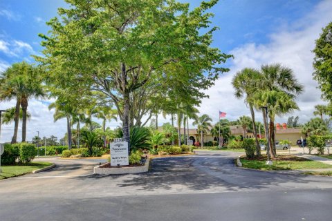 Condo in Lake Worth, Florida, 2 bedrooms  № 2189308 - photo 29