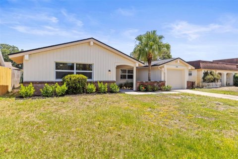 House in Holiday, Florida 3 bedrooms, 123.19 sq.m. № 1658705 - photo 1