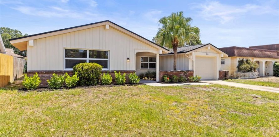 House in Holiday, Florida 3 bedrooms, 123.19 sq.m. № 1658705