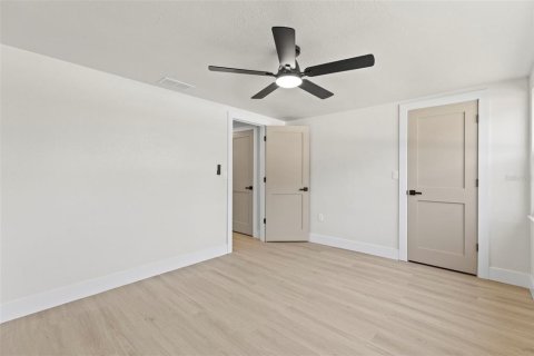 House in Holiday, Florida 3 bedrooms, 123.19 sq.m. № 1658705 - photo 24