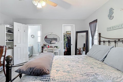 House in North Port, Florida 3 bedrooms, 119.29 sq.m. № 1354167 - photo 19