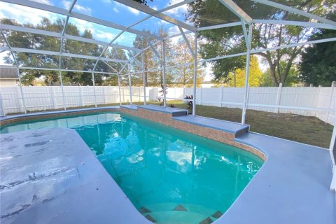 House in Orlando, Florida 5 bedrooms, 218.6 sq.m. № 1448349 - photo 27