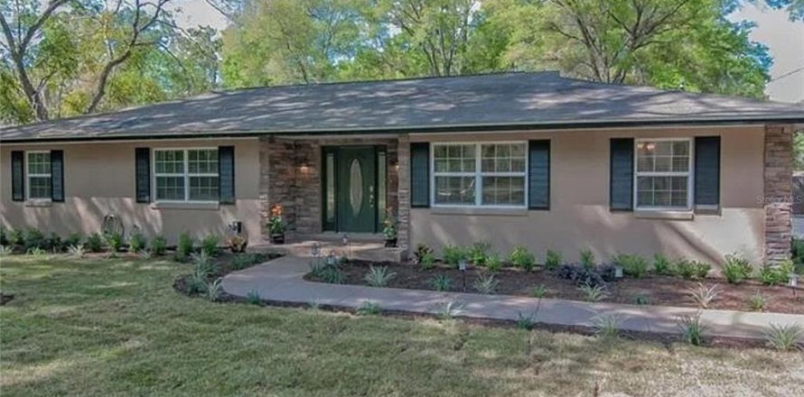 Villa ou maison à Ocala, Floride 4 chambres, 185.9 m2 № 2408223