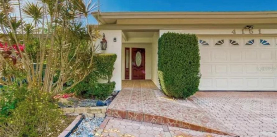 Casa en Safety Harbor, Florida 3 dormitorios, 218.13 m2 № 1873782