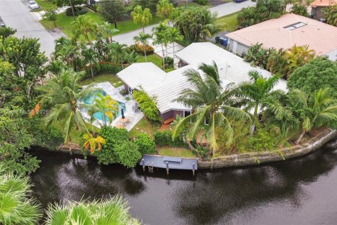 Casa en venta en Oakland Park, Florida, 3 dormitorios, 177.07 m2 № 1970886 - foto 26