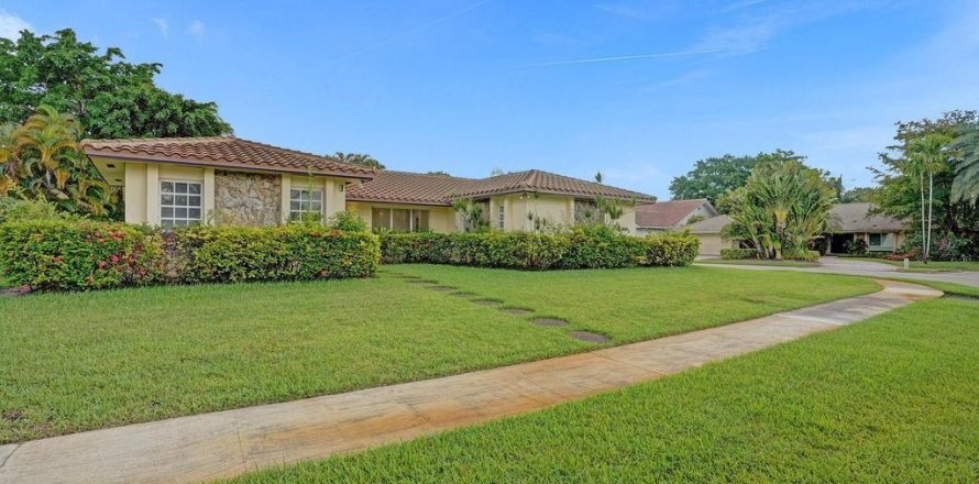 Casa en Hollywood, Florida 4 dormitorios, 246.28 m2 № 1223559