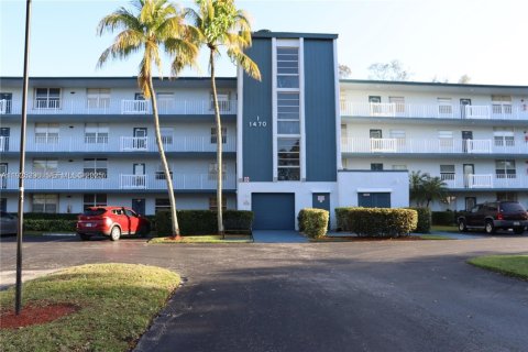 Condominio en alquiler en Margate, Florida, 1 dormitorio, 78.97 m2 № 1983873 - foto 25