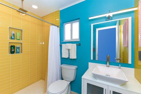 Condo in Bradenton, Florida, 2 bedrooms  № 1744803 - photo 10