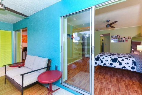Condo in Bradenton, Florida, 2 bedrooms  № 1744803 - photo 11