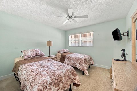 Condo in Saint Petersburg, Florida, 2 bedrooms  № 2386180 - photo 20