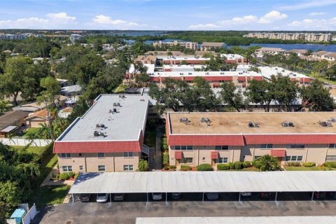 Condo in Saint Petersburg, Florida, 2 bedrooms  № 2386180 - photo 25