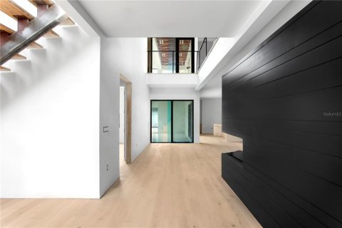 Купить виллу или дом в Тампа, Флорида 9 комнат, 394.28м2, № 2283330 - фото 7