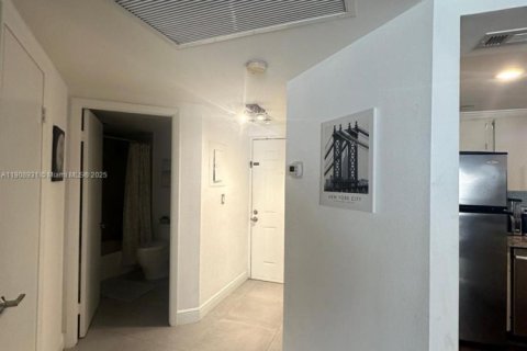 Copropriété à vendre à Doral, Floride: 2 chambres, 96.25 m2 № 1967430 - photo 15