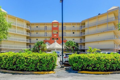 Copropriété à vendre à Doral, Floride: 2 chambres, 96.25 m2 № 1967430 - photo 2