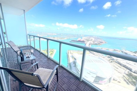 Condominio en alquiler en Miami, Florida, 1 dormitorio, 77.39 m2 № 2052655 - foto 4